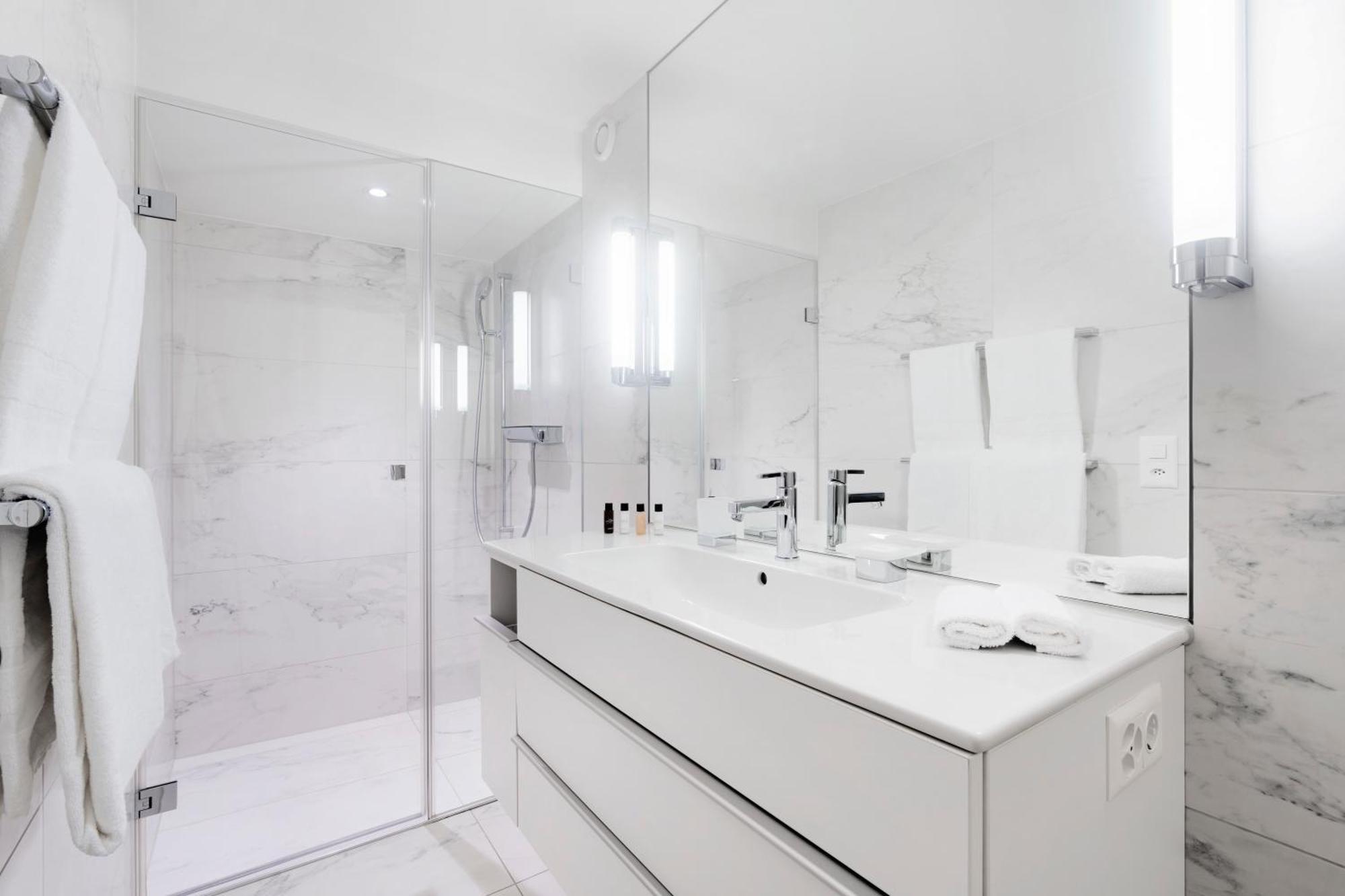 Studio Apartment Souterrrain – Basement Floor