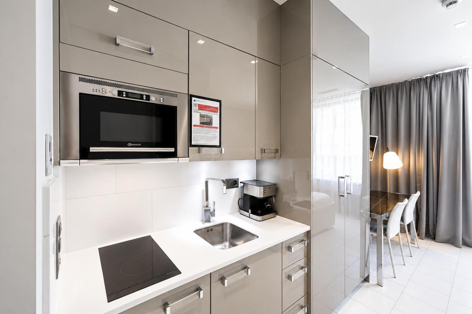 Mini Studio Kitchenette