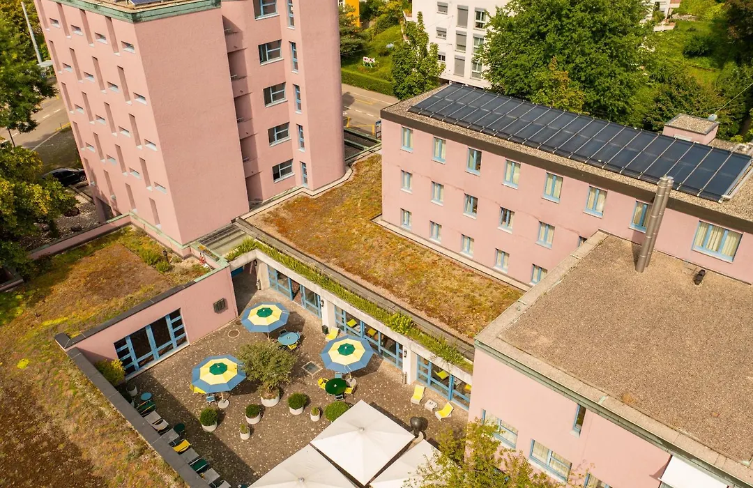Zurich Youth Hostel-1