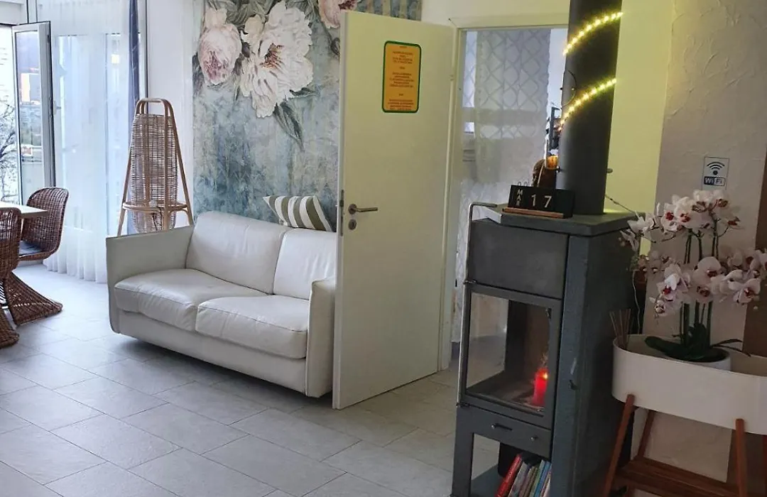 Viktoria Budget Hostel-1