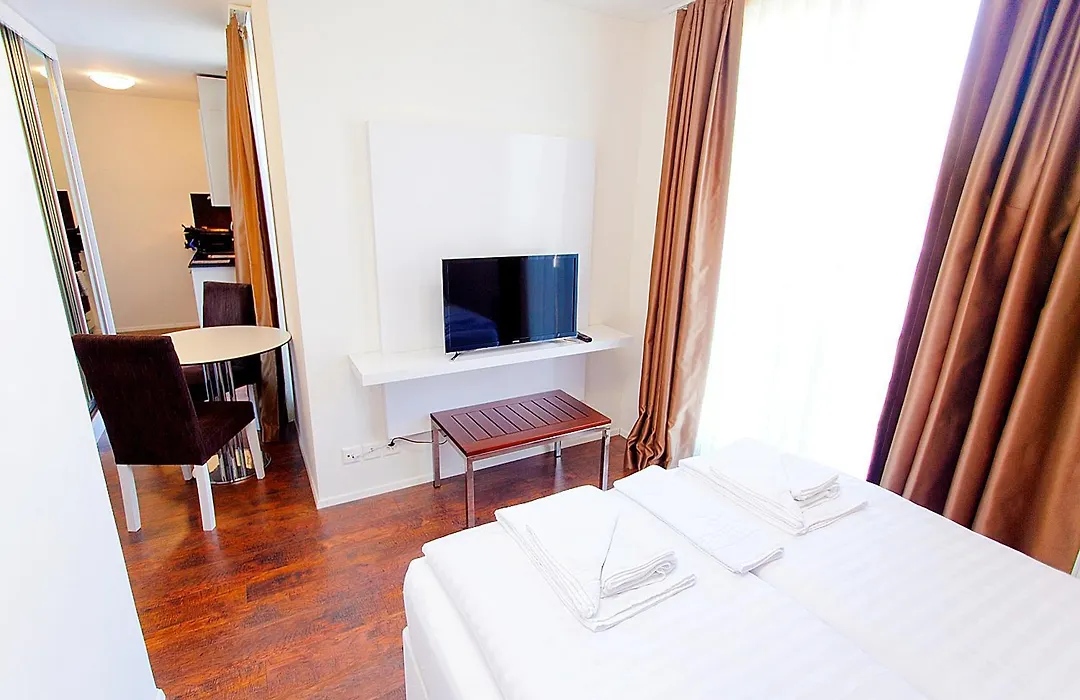 Suite Apartments By Livingdowntown-1