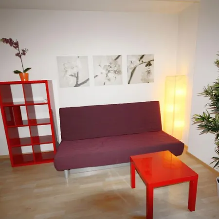 Hitrental Stauffacher Apartments-3