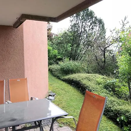 Centrally Located, Spacious Modern Apartment-2