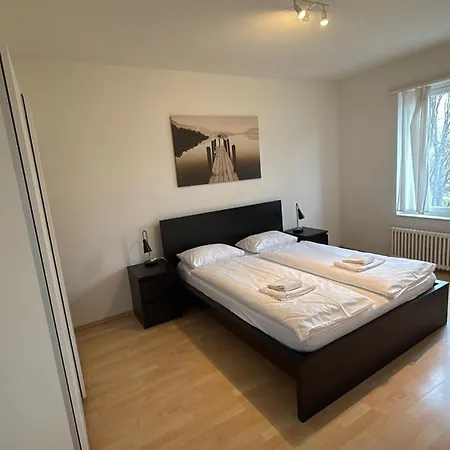 Hitrental Stauffacher Apartments-2