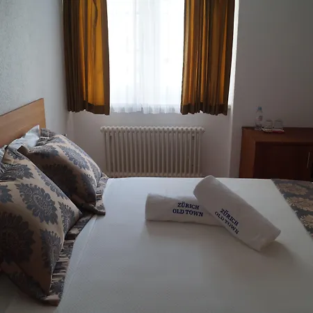 Hotel Old Town-3