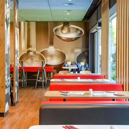 Ibis Zuerich City West-3