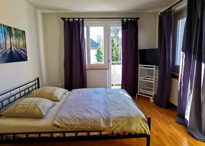 Turicum Apartment mit Balkon und Parkplatz Zürich